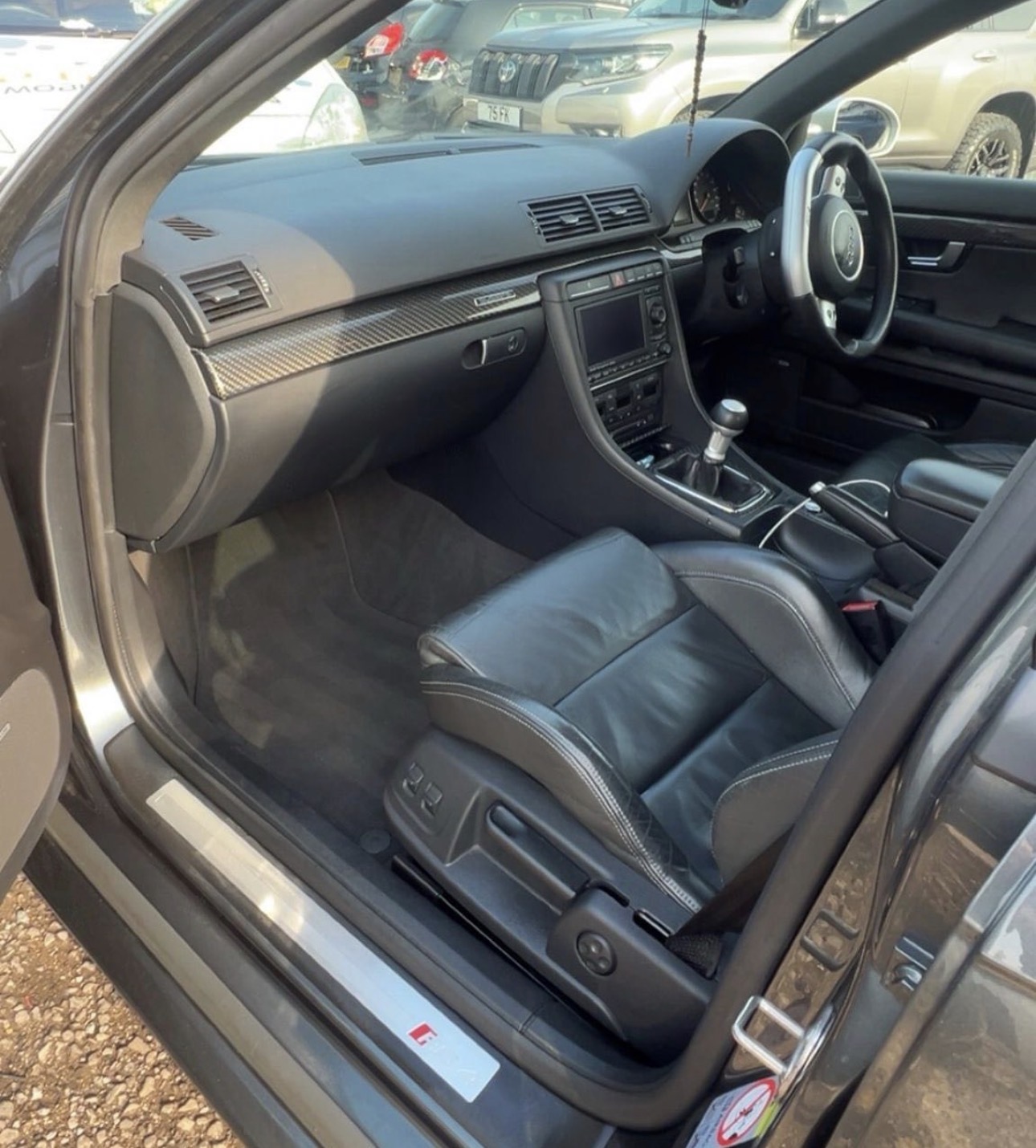 Car detailing before and after 15