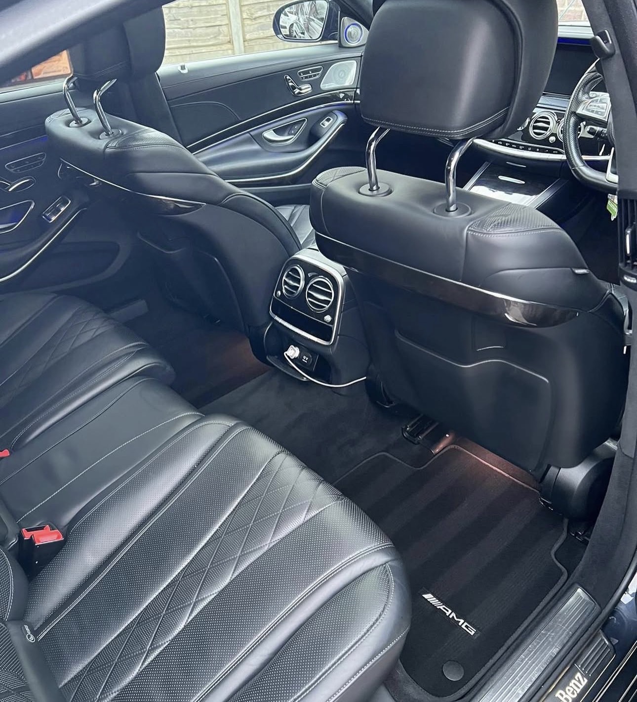 Car detailing before and after 9